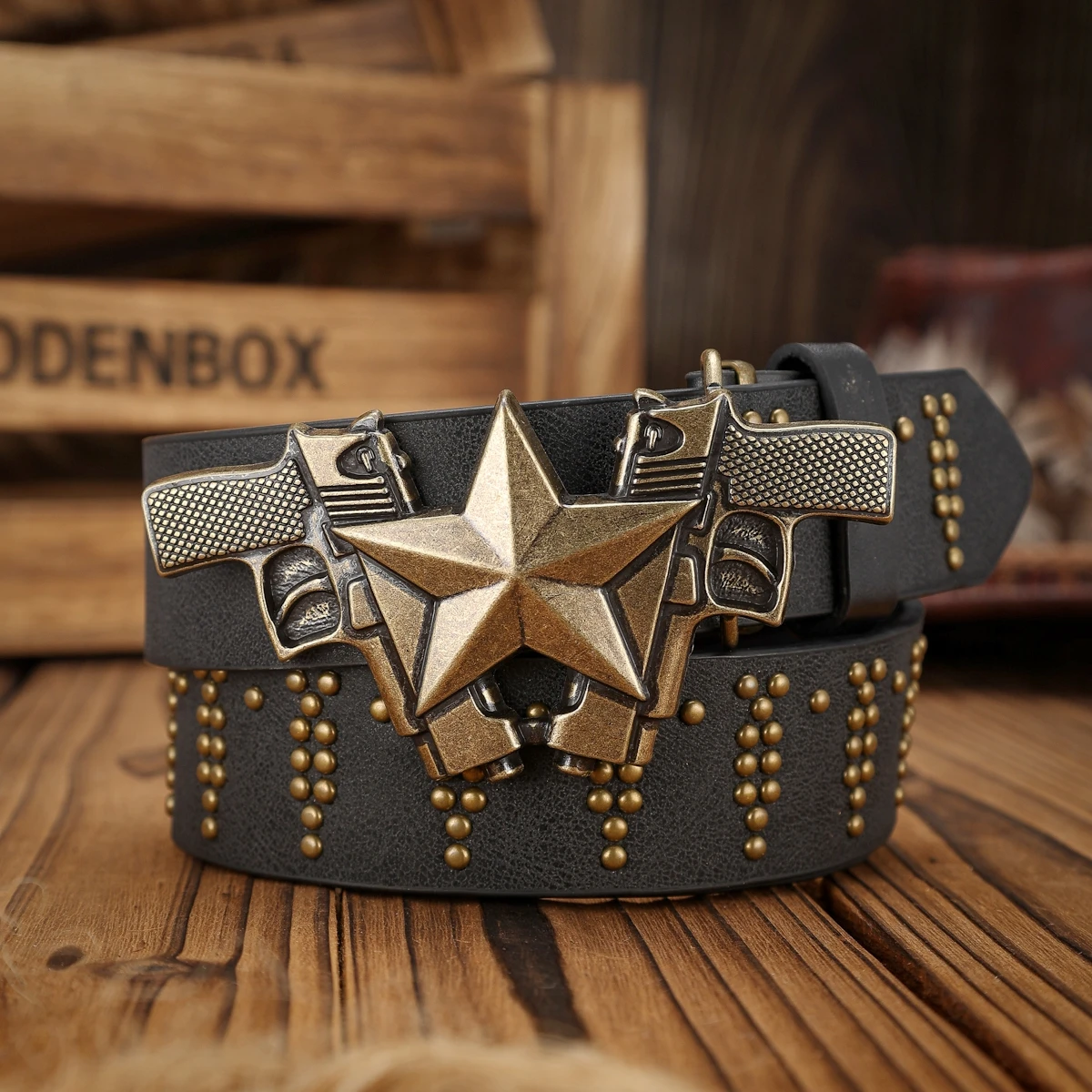 Ein PU-Gürtel im Western-Stil, geeignet für Männer und Frauen, im Bohemian-Stil und Retro-Look, perfekt für alltägliche Freizeitausflüge. – Detail 9