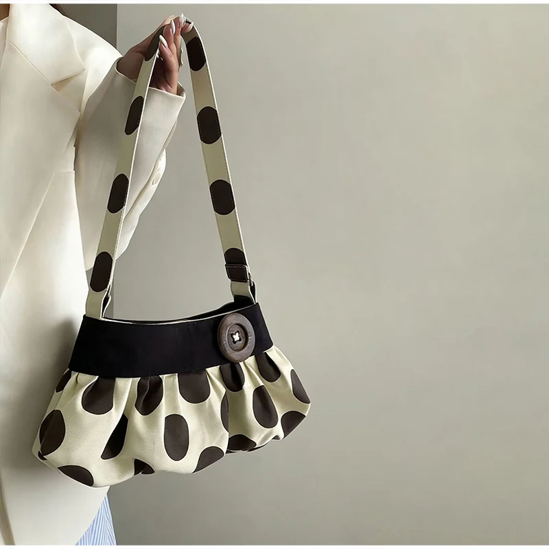 Koreanische Umhängetasche mit Polka Dots, große Tragetasche mit plissiertem Design und Holzknopf-Dekor, niedliche lässige Handtasche für Mädchen – Detail 20