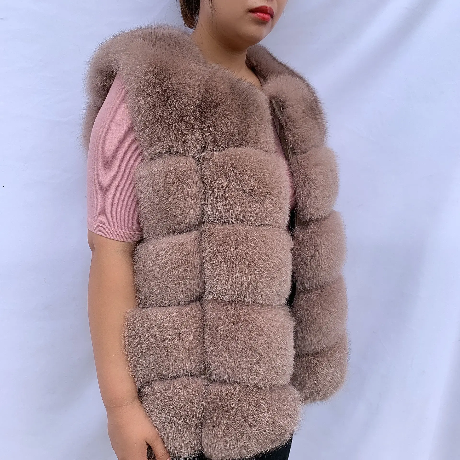 Women winter fur coat luxury real fox vest  fluffy coat gilet cropped fur jacket fur waistcoat natural fur fox fur body warmer