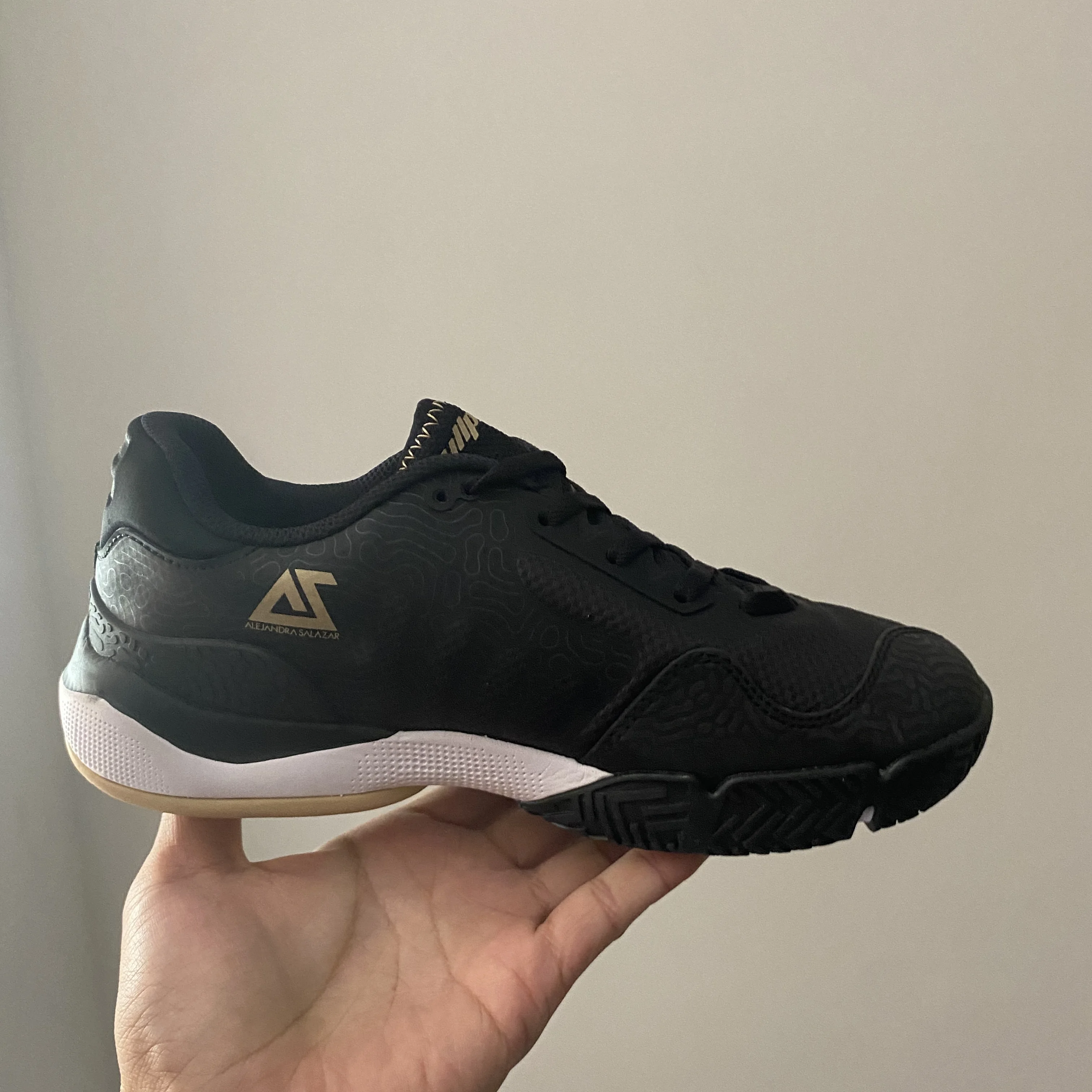 Professional Tennis Shoes Women's Black Sneakers Women's Comfort Court Shoes Brand Designer Badminton Shoes