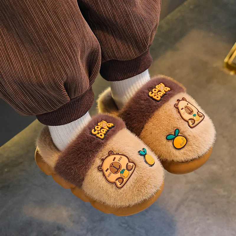 

Детские домашние тапочки с пушистым мехом Capibala, женские зимние тапочки на толстой подошве, нескользящие меховые домашние тапочки на 2025 год, теплые плюшевые шлепанцы для мальчиков