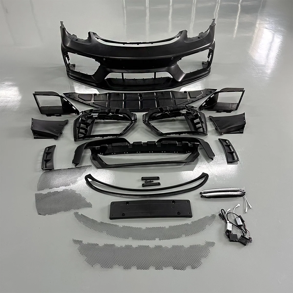 Car Body Kits 718 Upgrade GT4 Body Kits for Porsche 718 2016-2021 Upgrade GT4 Front Assembly Look