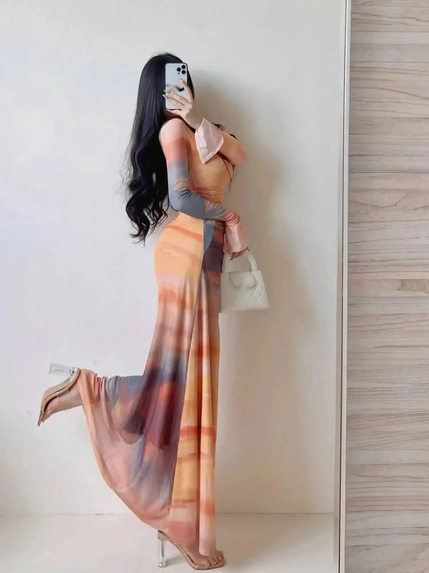 فستان غروب الشمس بربطة عنق مطبوعة برقبة متأرجحة أنيق أنثوي نحيف ورقيق للعطلات فساتين نسائية حلوة على الموضة 2025 جديد 0J0B