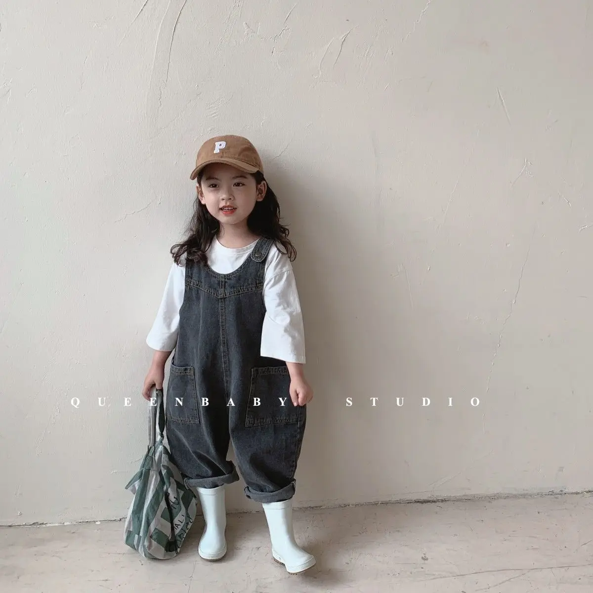 Pantalones de mezclilla holgados grandes para niños y niñas, monos de mezclilla para niños, nueva moda, lindo, cálido, informal, sólido, suave,