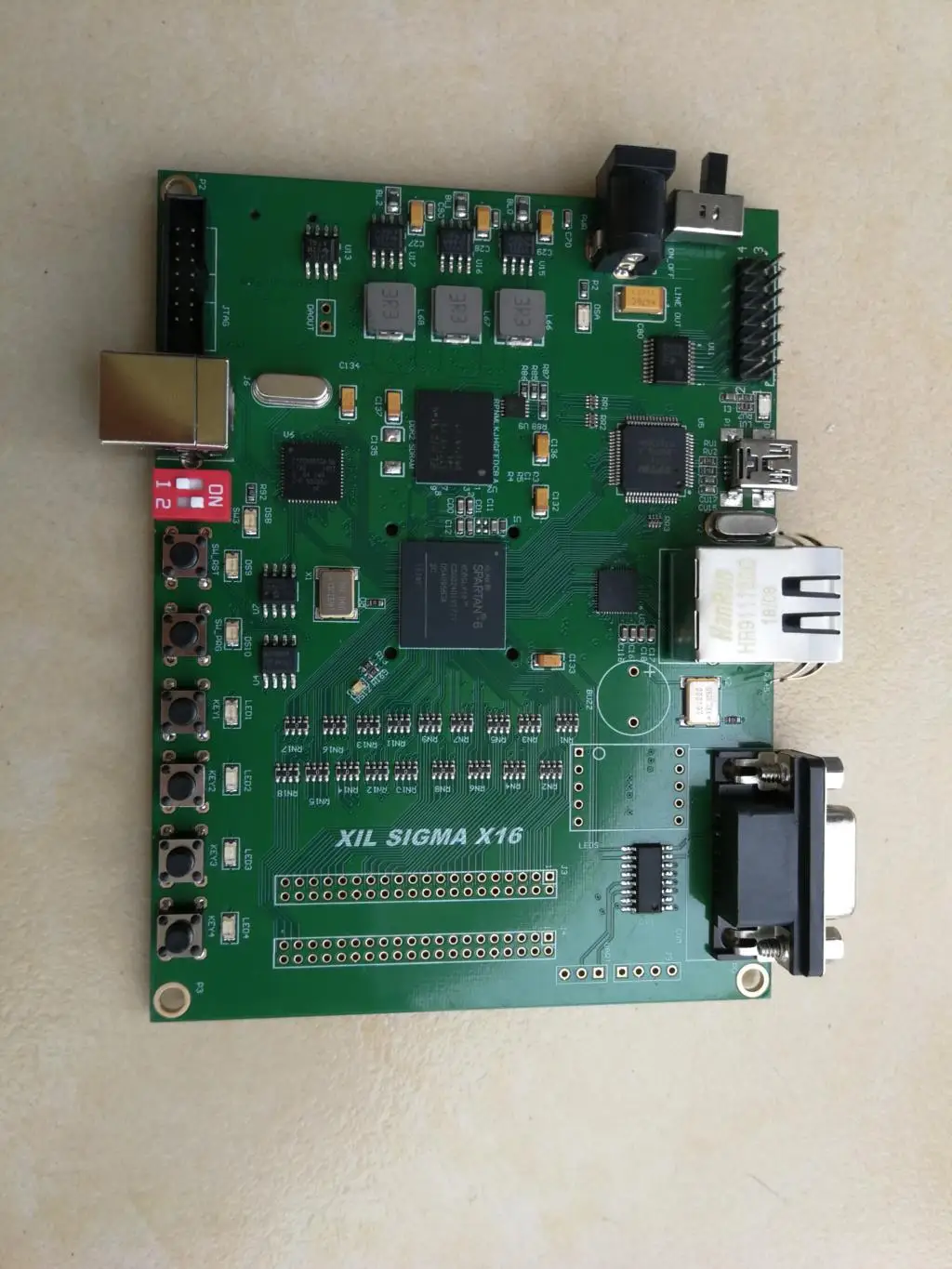 Development Board Spartan6 Xc6slx16 Ddr2/Ft2232hl/Gigabit Network Development Board