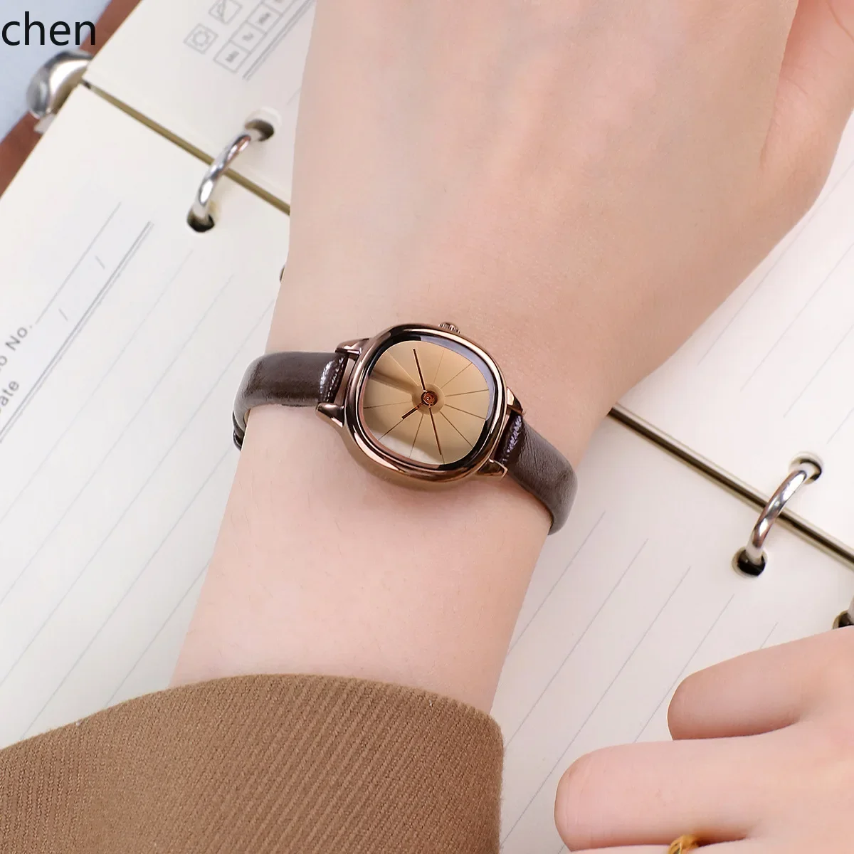 

ZZB retro niche design women's watch - petite, exquisite, minimalist, and high-end quartz watch