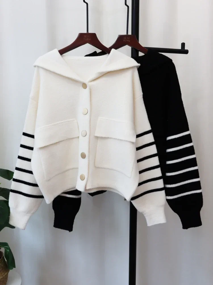 2024 Autumn/Winter New Hooded Sweater Coat Korean Edition Loose Stripe Design Knitted Double sided Woven Cardigan