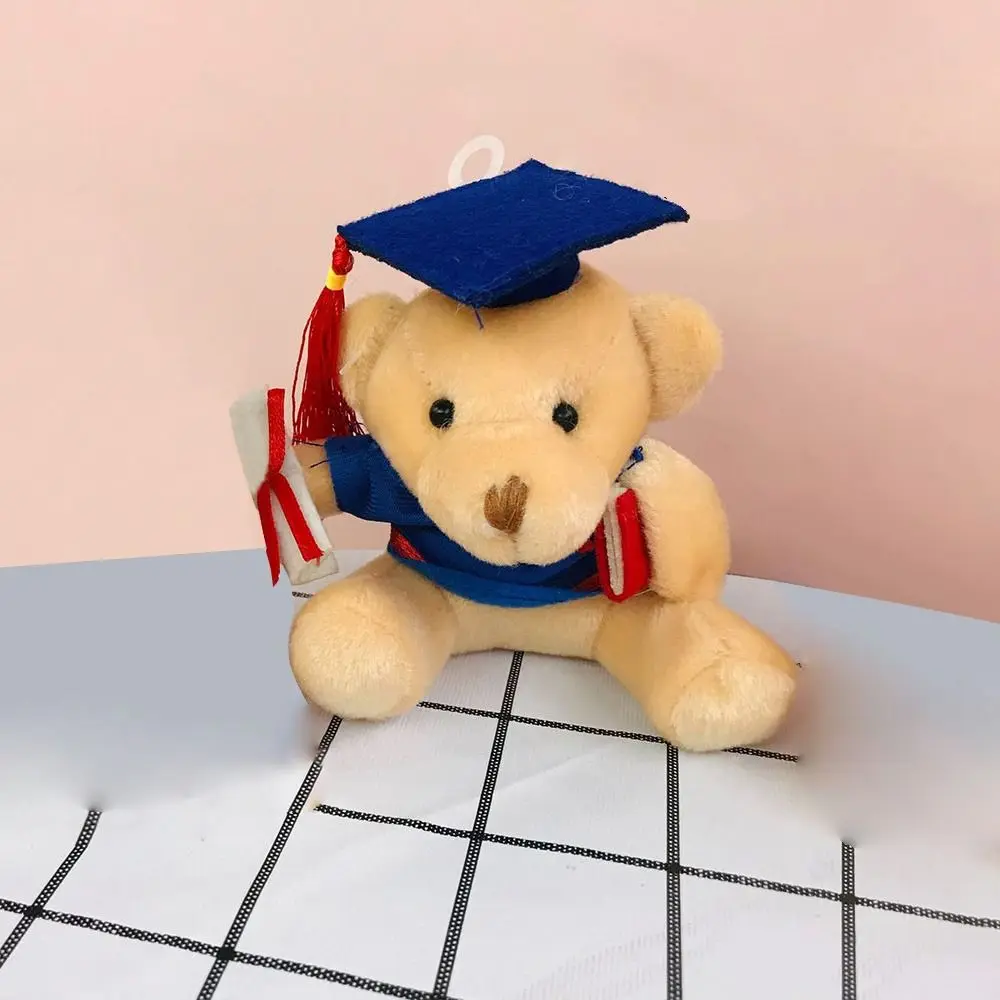 Portachiavi per bambola di peluche di cartone animato Simpatico orso in pelliccia con pompon Orso Regali per orsi di laurea Borsa portachiavi giocattolo Dr. Bear