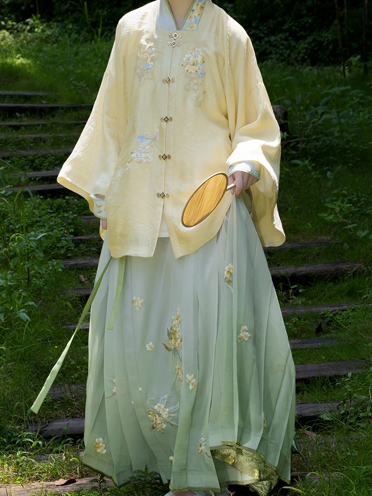 

Ming Dynas Hanfu Irt и комплект юбки с квадратным воротником и пуговицами спереди, традиционный китайский костюм, женский премиум-класса Faion