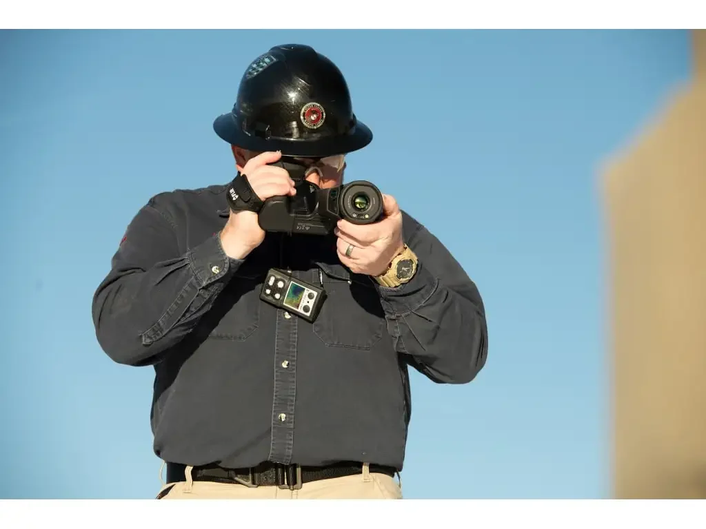 FLIR GF77 - Gas Find IR with 25 degree LR Lens (85201-0102) image 6