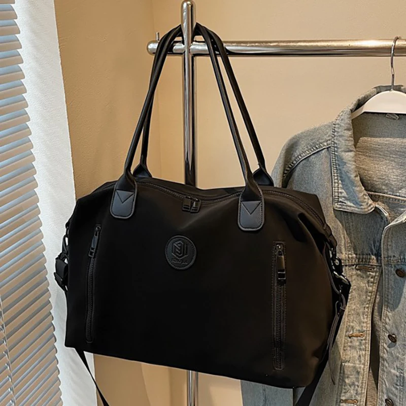 

New Large Capacity Pouch Business Travel Bag Crossbody Bag Fashionable Versatile Lightweight Shoulder Pouch