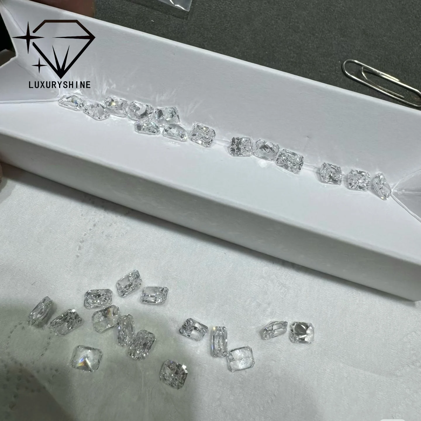 LuxuryShine VVS2 مختبر نمت الماس 1ct 2ct 3ct 4ct 5ct الماس فضفاض مشع قطع D-F اللون مع شهادة IGI مجوهرات مخصصة