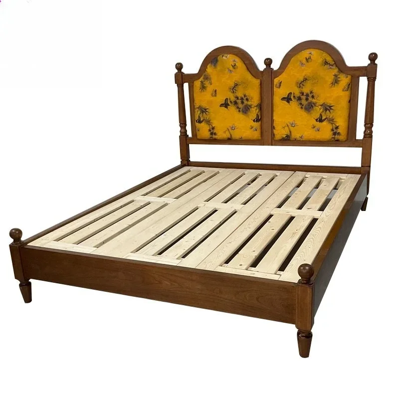 

Nordic retro solid wood master bedroom double bed medium antique fragrant cloud yarn high backrest wedding bed high-end so