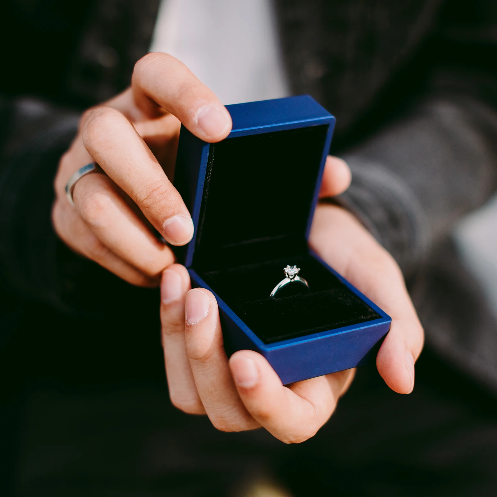 

20pcs Box Inserts Sponge Liner 4.2X4.2Cm For Earring Ring Brooch Storage Display Tray Jewelry Organizer Insert Inserts For