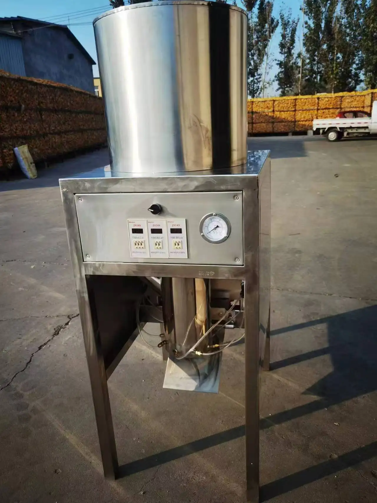Electric Garlic & Onion Peeling Machine With PLC Core Heavy Duty 1 Year Warranty For Snack Food Factory