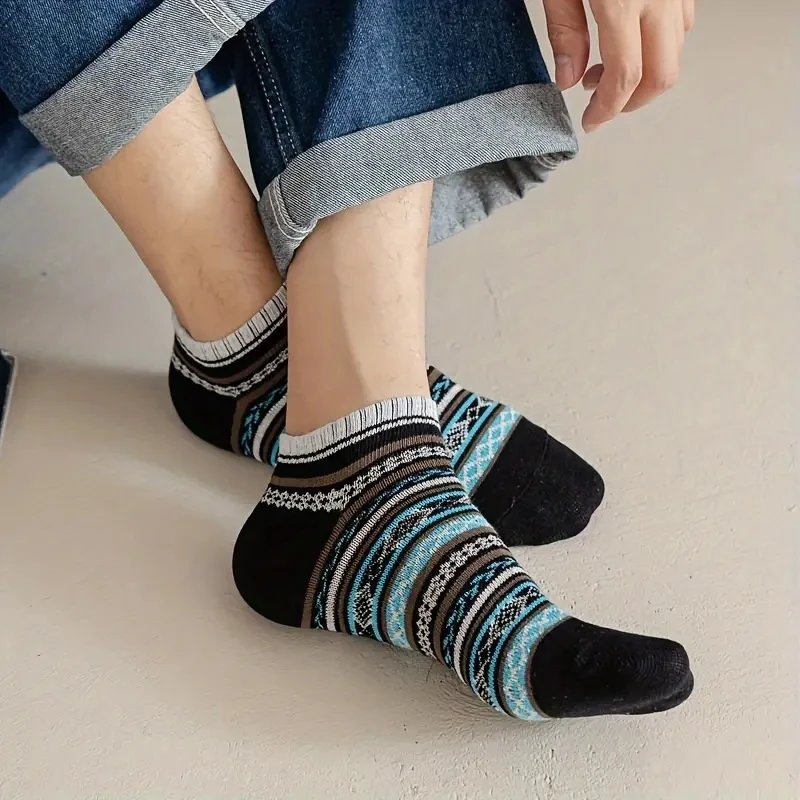 5 pairs Japanese vintage men\'s casual short socks selling ethnic style men\'s autumn  winter couple ankle socks for man gift