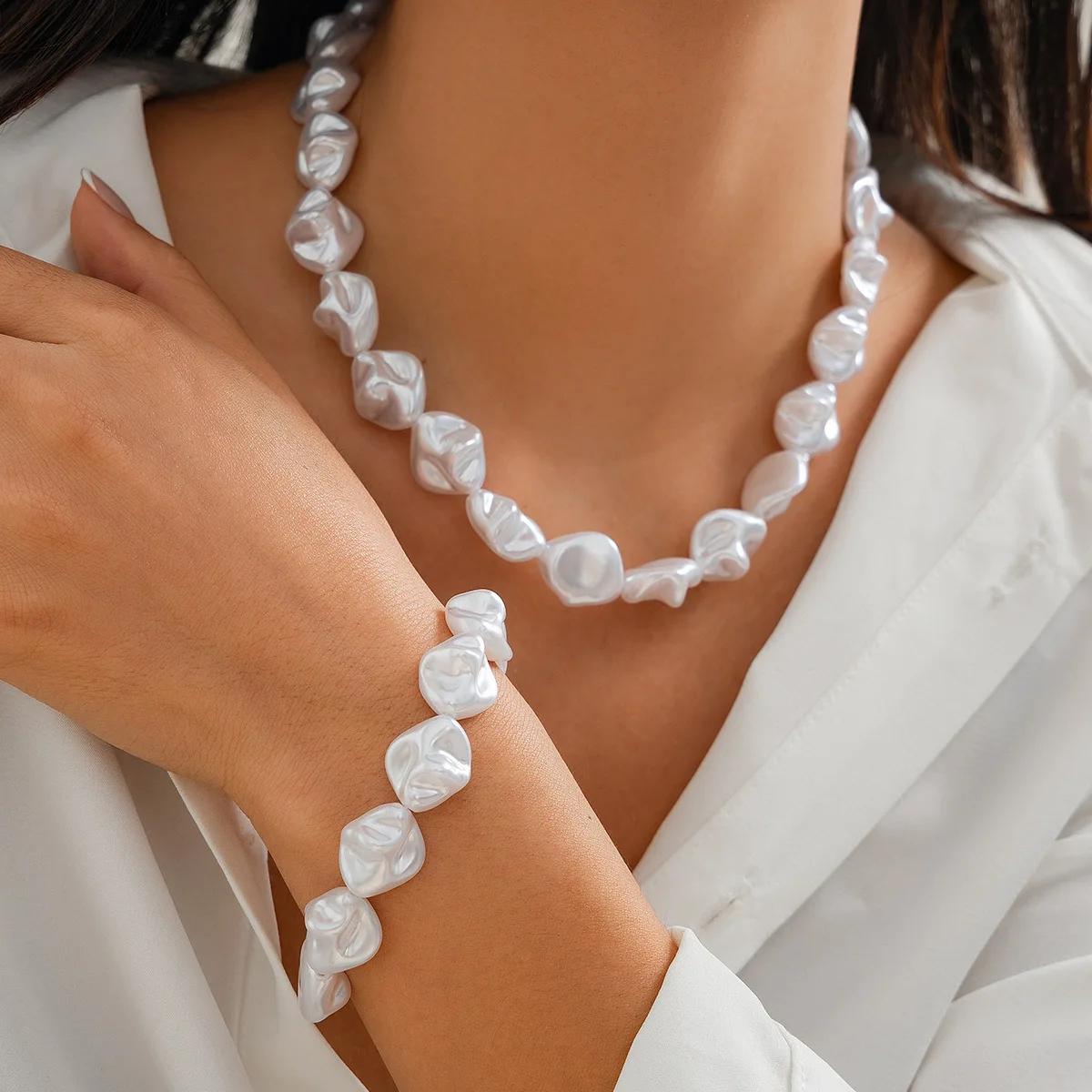 Collier court en Imitation de perles irrégulières pour femmes, Simple, rétro, doux, pour mariage, fille, bijoux d'anniversaire à la mode, 2024