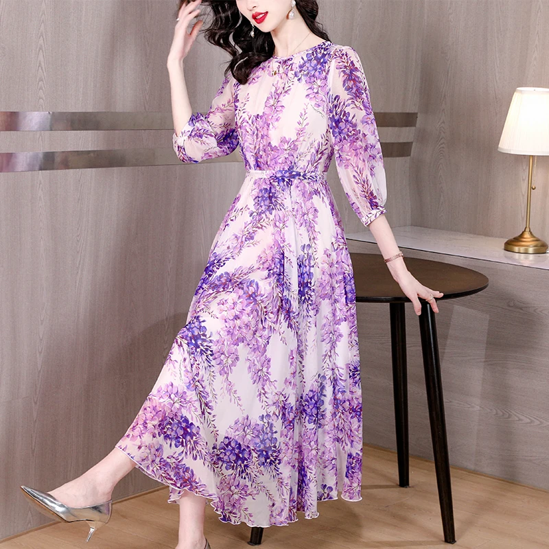 

Summer 2023 New Silk O-Neck Purple Print Dress Loose Size Beach Vacation Style Fragmented Flower Long Dress Women's Robe