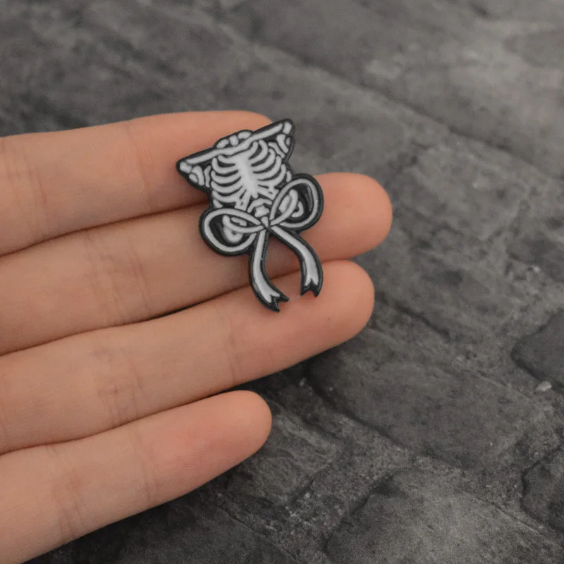 Skeleton Enamel Pins Skull Coffee Ghost Rose Badge for Bag Lapel Brooches Denim Jean Shirt Gothic Punk Jewelry Gift for Friends