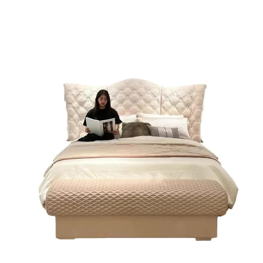 

Luxury CC leather double bed, Italian minimalist and modern, light luxury designer high back, wedding bed double bed