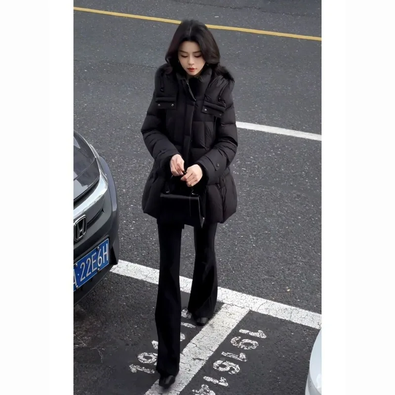 Winter New Korean-style Stylish Waist-cinching and Slimming Design Coat Down Jacket for Women, Mid-length White Duck Down Burst