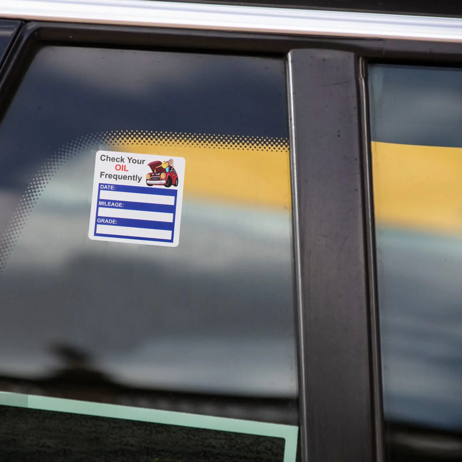 

2 рулона самоклеящихся наклеек для замены масла, водостойкие этикетки-напоминания о ТО с возможностью записи даты и пробега