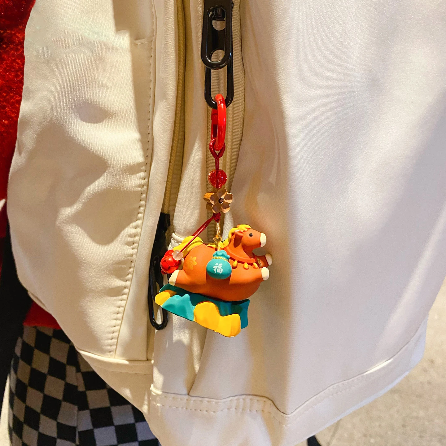 لطيف سلالة تانغ نمط السمين المهر دمية المفاتيح الصين شيك التنين الحصان زهر الكمثرى الزنجفر روبي الأزرق حجر مطرز المفاتيح