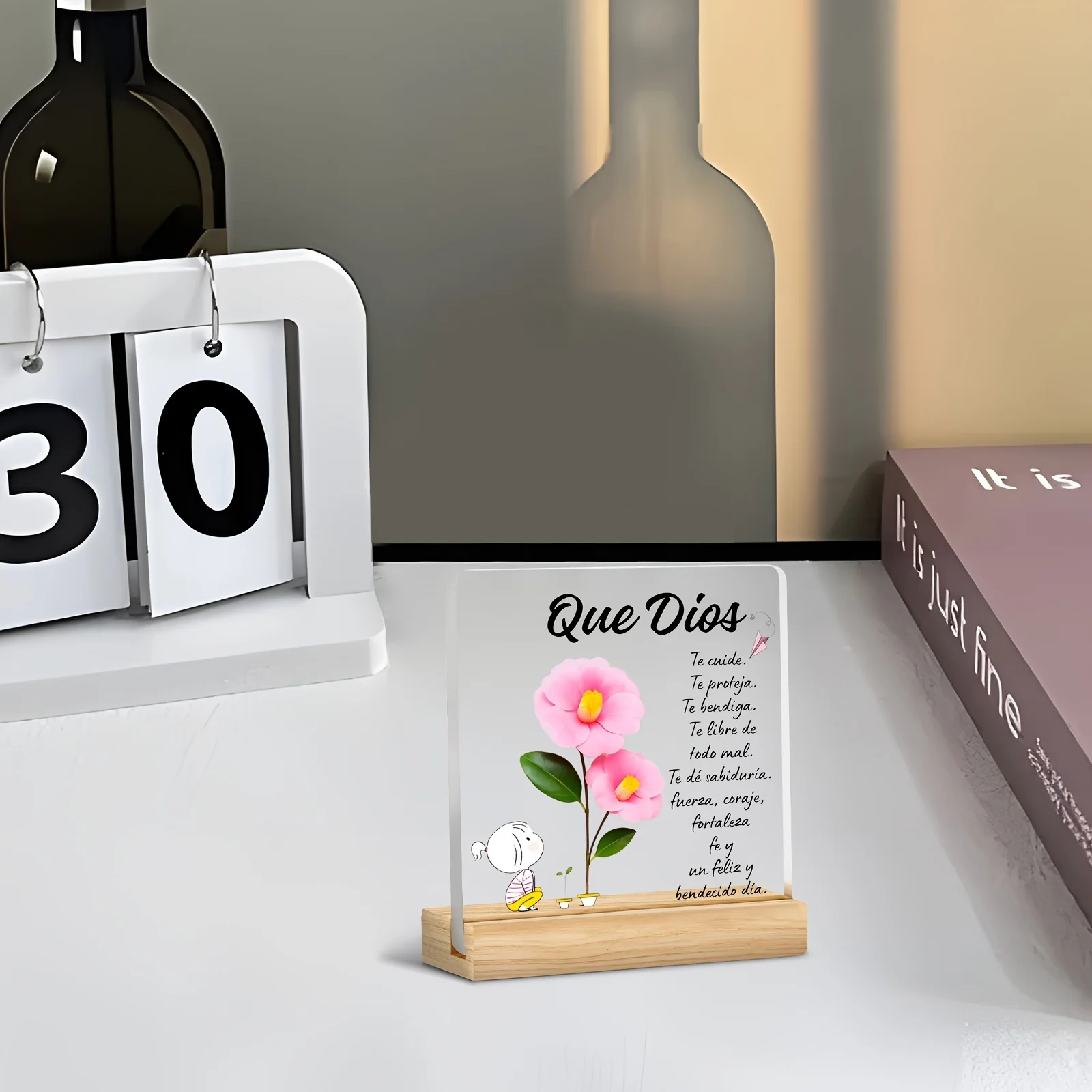 لوحة صلاة دينية إسبانية "Que Dios..." طباعة مسطحة ثنائية الأبعاد، زخرفة ملهمة وديكور رف الكتب، تركيب أرضي