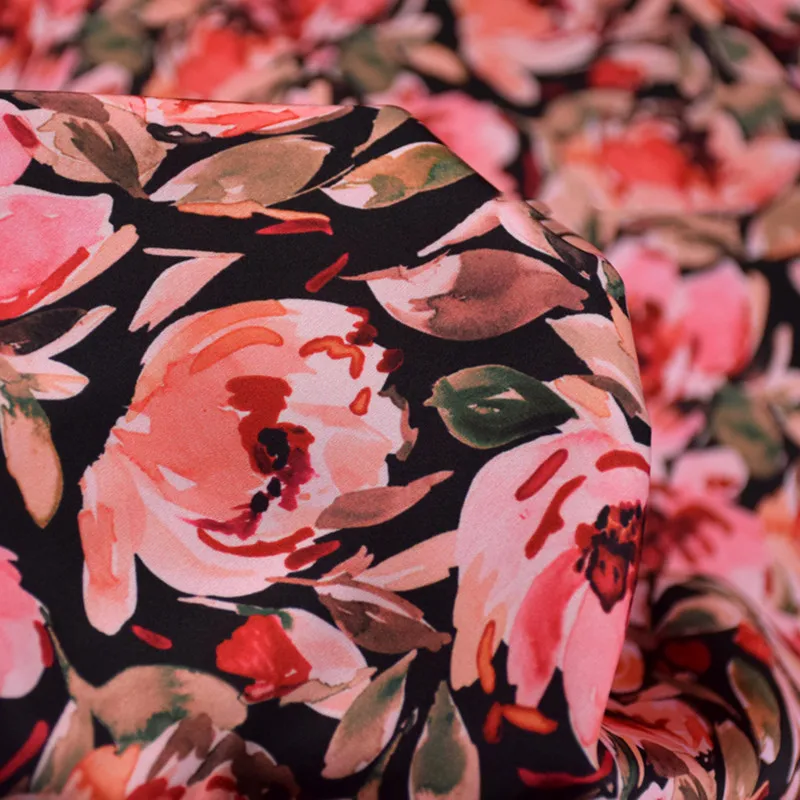 Silk Fabric for Dress and Cheongsam, Black Bottom, Big Red Flower Print, High Grade, Pajamas Material, T1843