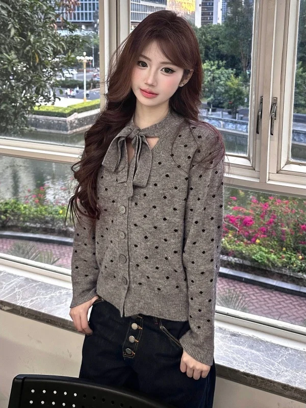 

Korean Sle ey Polka Dot Bow Tie Long Sve Knitted Loose Women's Sweater Spring 2026 Casual Boring Knitwear Top