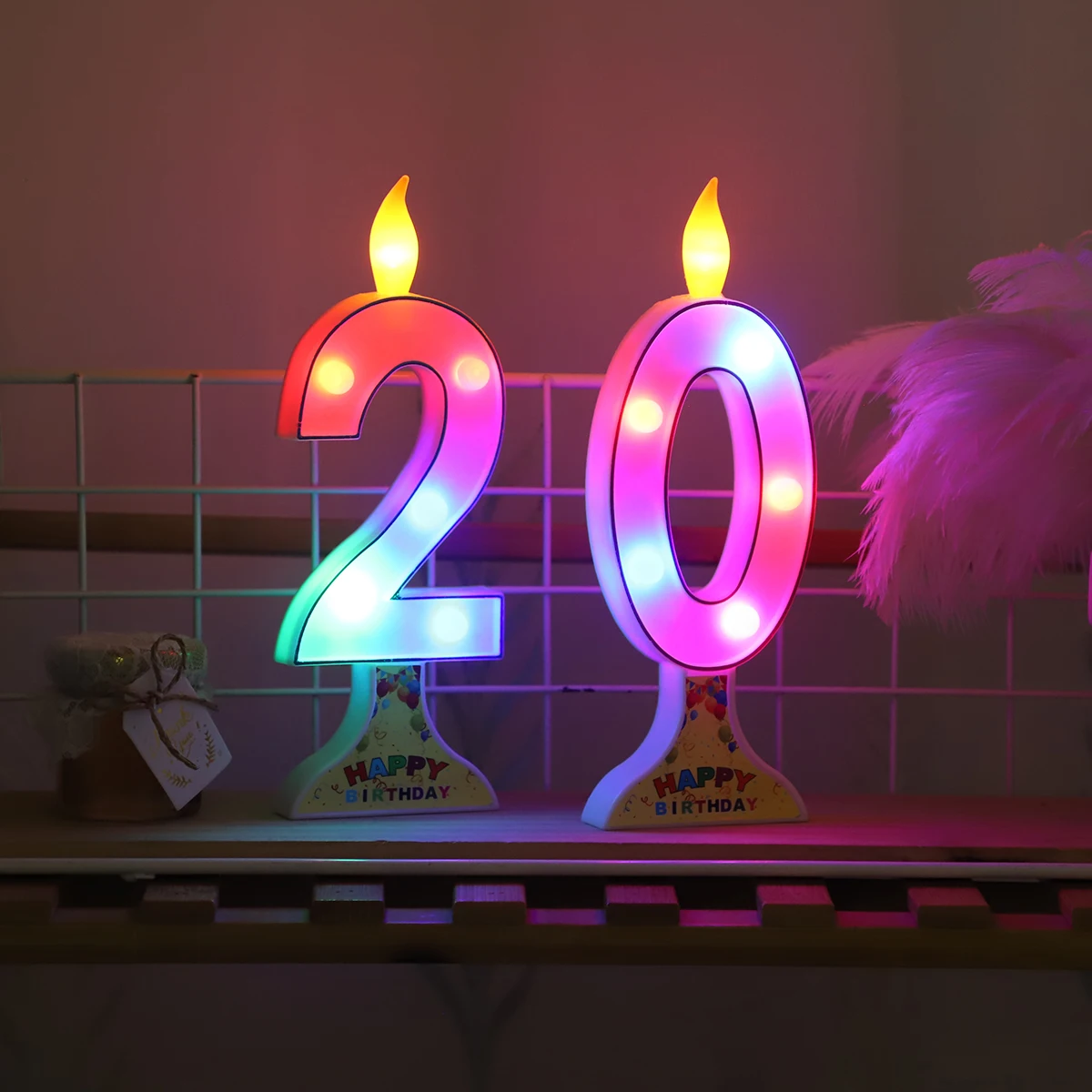 結婚披露宴、誕生日ケーキの装飾、休日の家のバーの装飾に適したデジタルキャンドル装飾ライト