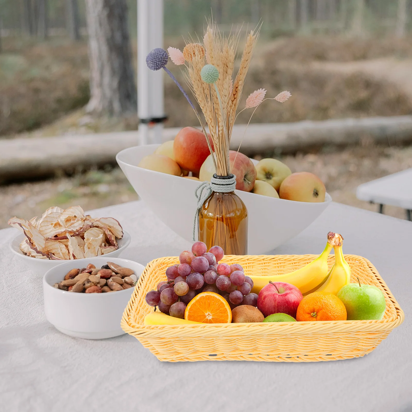 

Woven Bread Basket with Lid Large Capacity Acrylic Storage Tray for Food Fruits Snacks Serving Table Basket Table Tray
