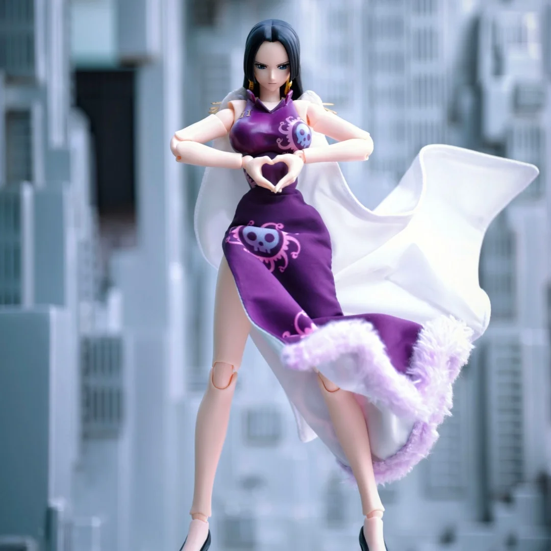 One Piece Anime Handmade Boa Hancock Skirt and Cloak Set Movable Skirt Hem Iron Wire Built In Clothing Suitable for 1/12 Toy