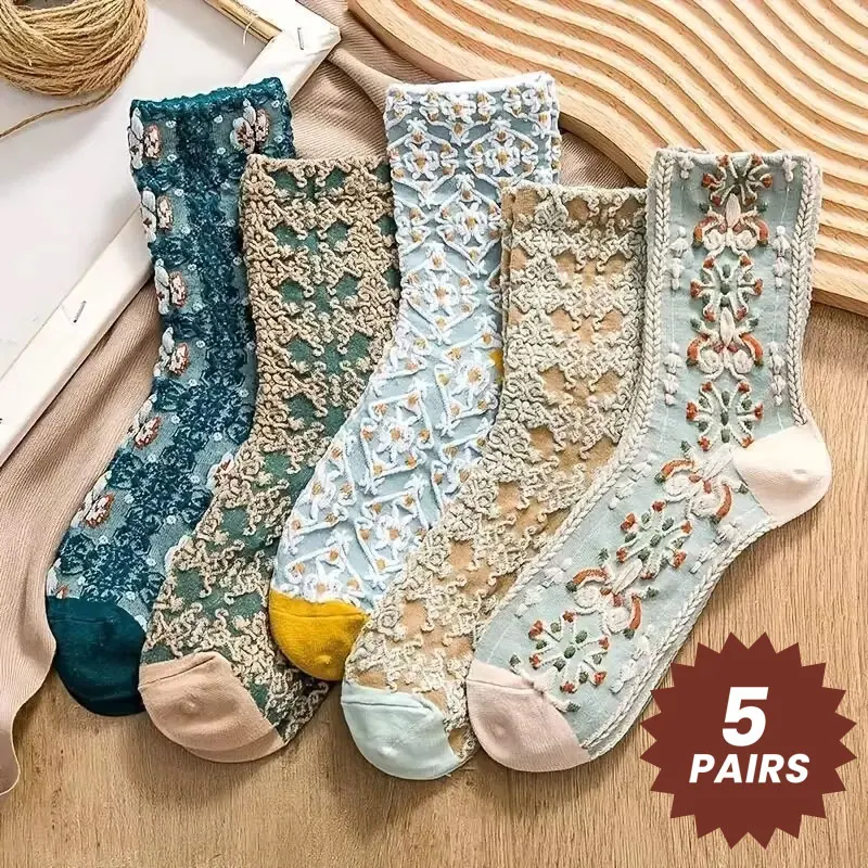 5 Pairs of Retro Three-dimensional Relief Socks, WOMEN'S Medium Length Socks, Slim and Cute in Summer, Forest Style and Artistic