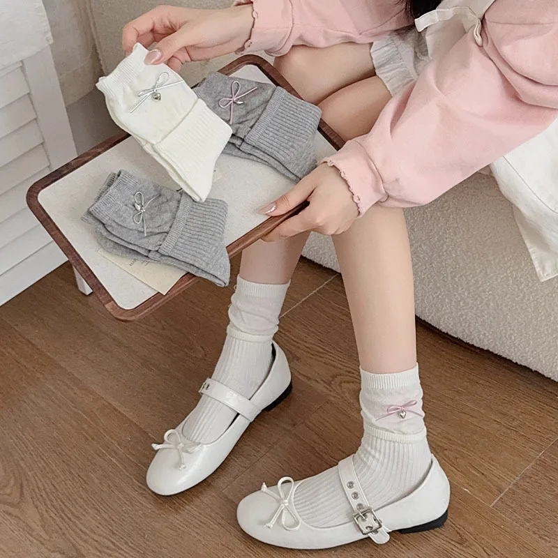 

1 Pair Sweet Balletcore Socks with Bowknot Kawaii Heart Calf Loose Ruffle Socks To Stack with Loafer Cute JK School Socks 2025