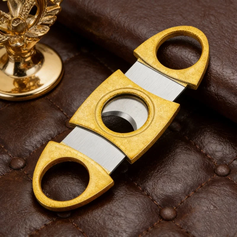 

Stainless Steel Guillotine Cigar Cutter Sharp Manual Cigar Scissors Portable Wedding Party Souvenir Gift Cigar Accessory