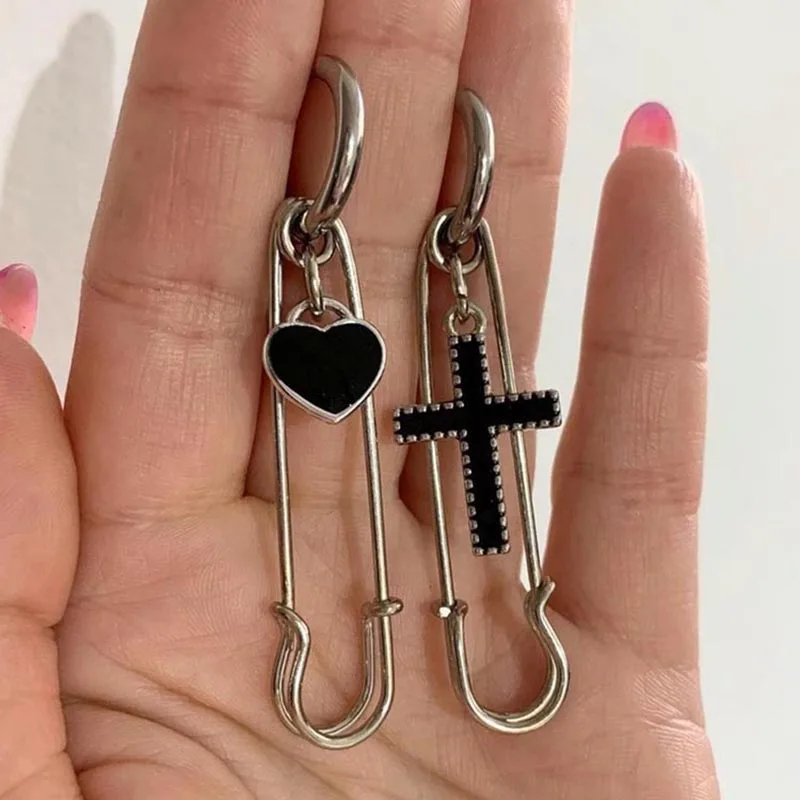 Gothic Safety Pin Drop Hoop Earrings for Woman Man Hip Hop Asymmetric Black Cross & Heart Charms Dangle Earring Street Jewelry