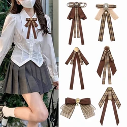 Retro Fabric Lace Brown Bow Brooches for Women Crystal Pearl Pins JK Shirt British Style Handmade Bow Tie Clothes Accessories