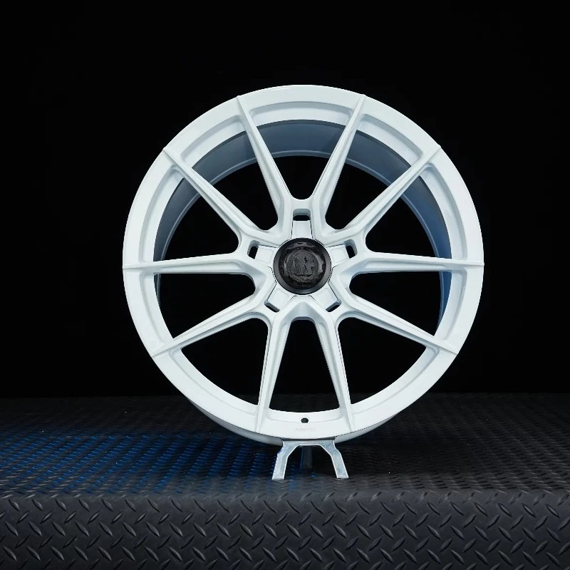 

6x139.7 4x4 VIP Style Forged Polished Alloy Wheels 15-17 Inch Custom Fit for High-Performance Hatchback and Sedan Chassis