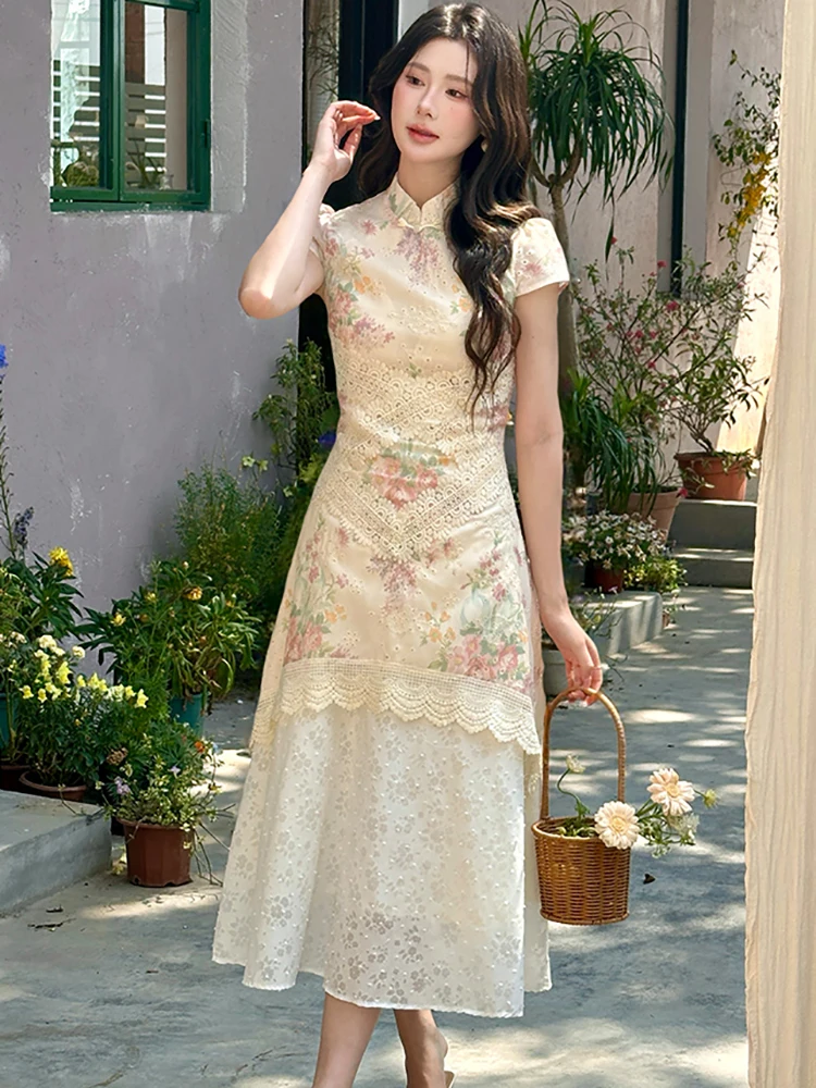 Sukienka damska w stylu koreańskim, imitacja dwuczęściowej, z krótkim rękawem, stójką, cheongsam, bodycon, na studniówkę, z koronkowymi wstawkami w kwiaty, patchworkowa, na lato 2025.