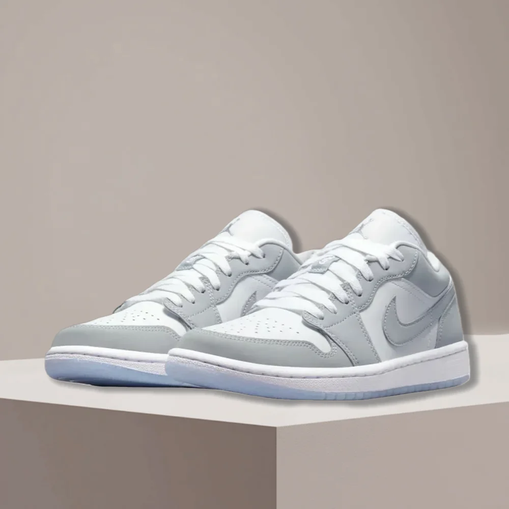 Nike Air Jordan 1 R… - image