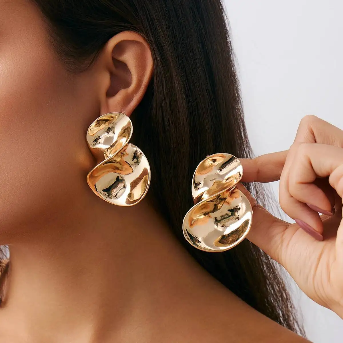 SHIXIN Minimalism Irregular Geometric Stud Earrings for Women Fashion Glossy Metal Gold Color Earrings Female Daily Jewelry Gift