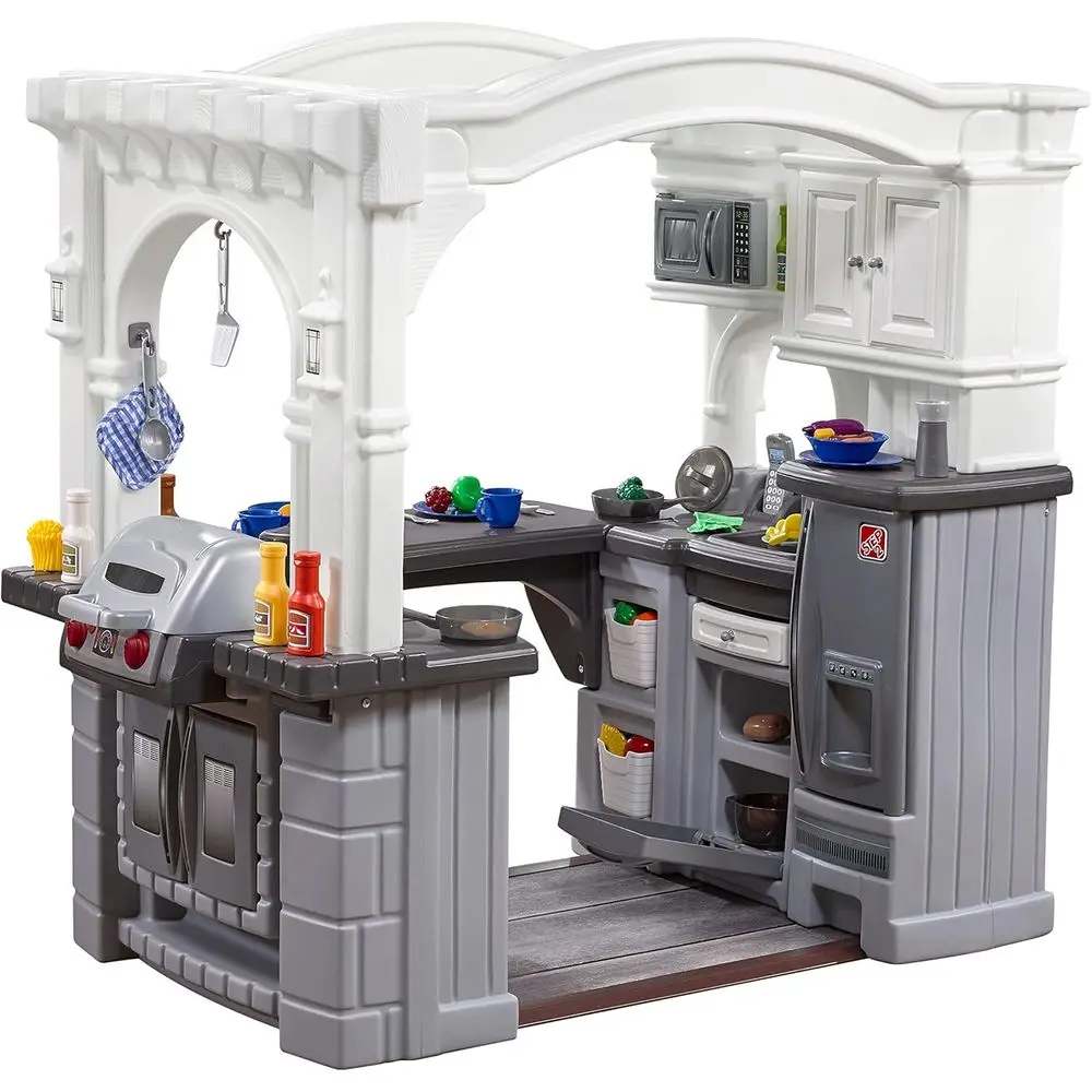 

Step2 Grand Walk-in Kitchen & Grill Kids Playset, Indoor/Outdoor Kitchenette, Interactive Play with Lights and Sounds, Durable P
