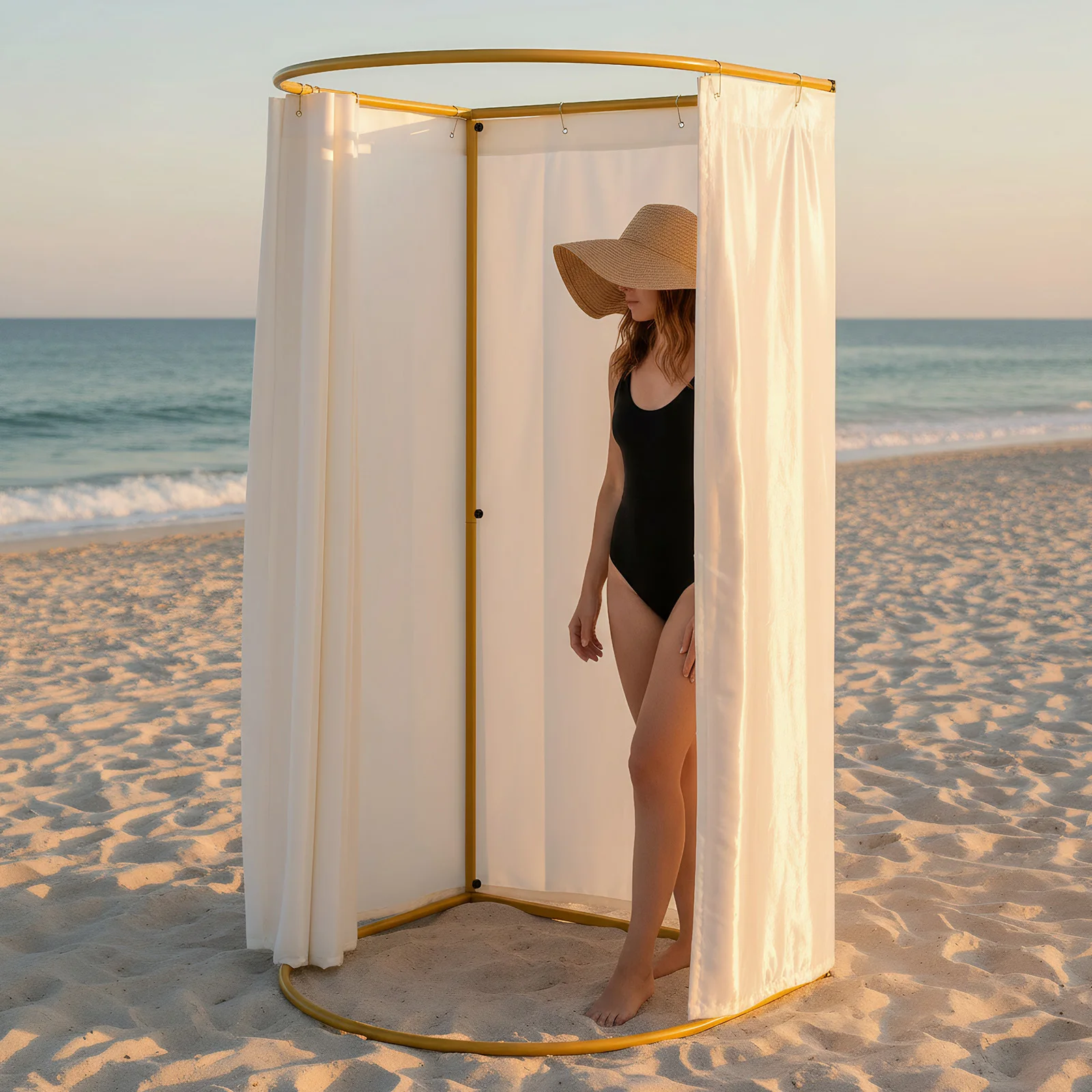 

Примерочная в магазине одежды с затемняющими шторами (бежевый цвет)