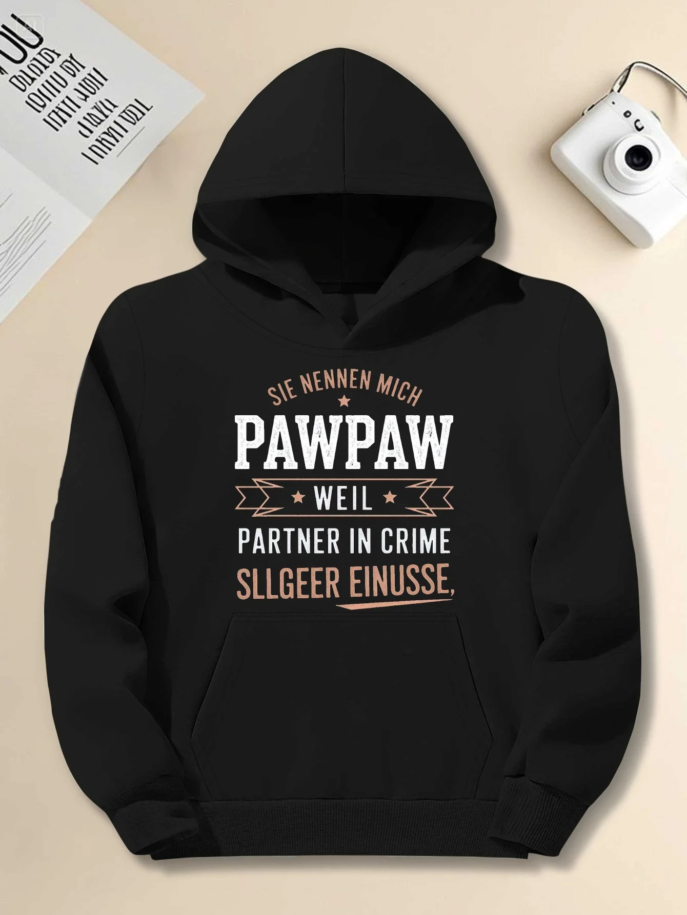 

Men's hoodie, featuring a humorous German phrase "Pawpaw Partner in Crime" - comfortable and loose style