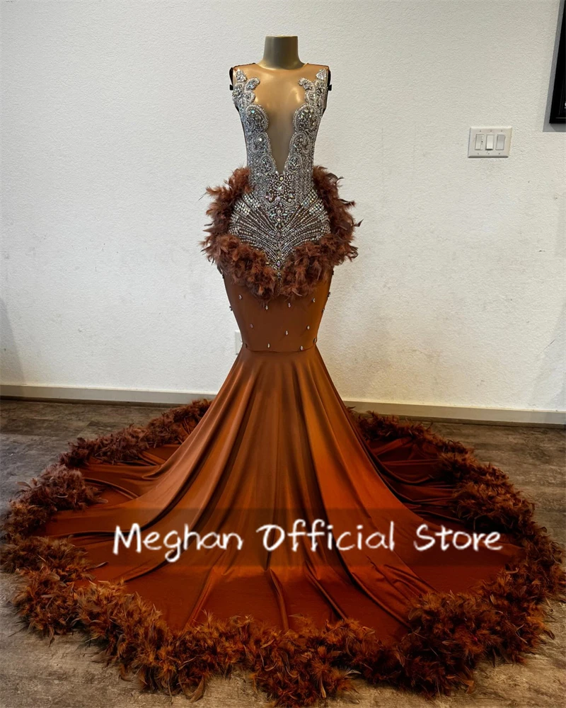 Luxo marrom longo vestido de baile 2025 diamantes cristais festa de aniversário penas vestido de noite para casamento robe personalizado