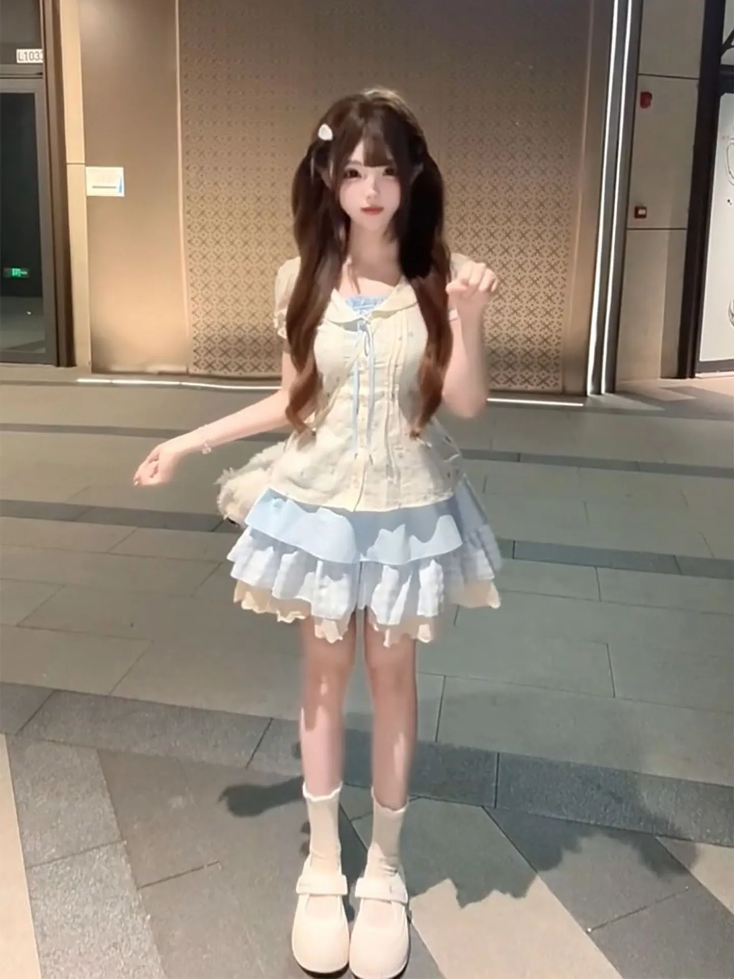 

Summer Floral Short Sleeve Shirt And Blue White Plaid Cake Skirt Two Piece Set Sweet Gentle Soft Girl Fashion Ensemble