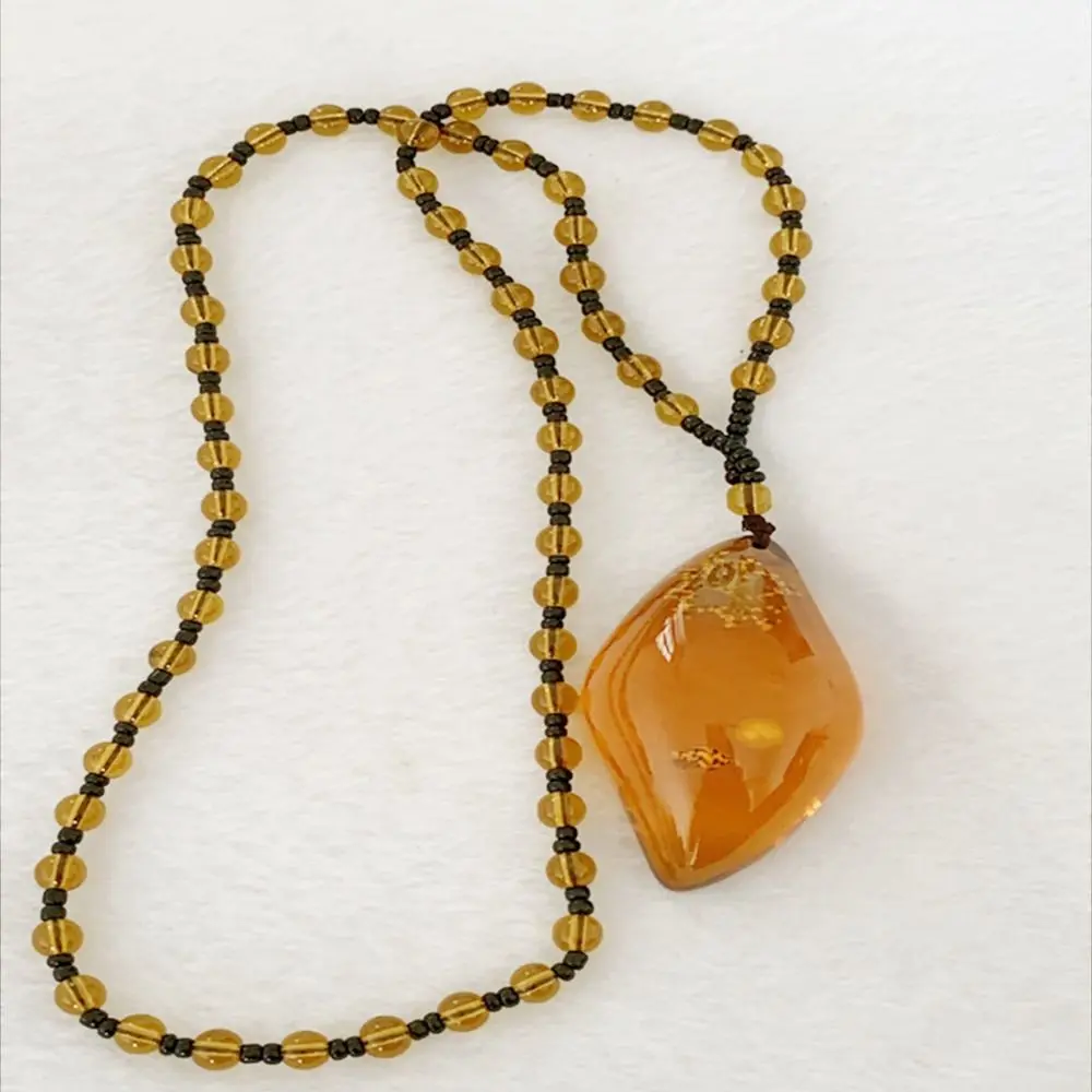Bohemia National Style Amber Brine Beeswax Beads Women Fashion Trendy Plant Fossils Elegant Imitation Honey Wax Pendant