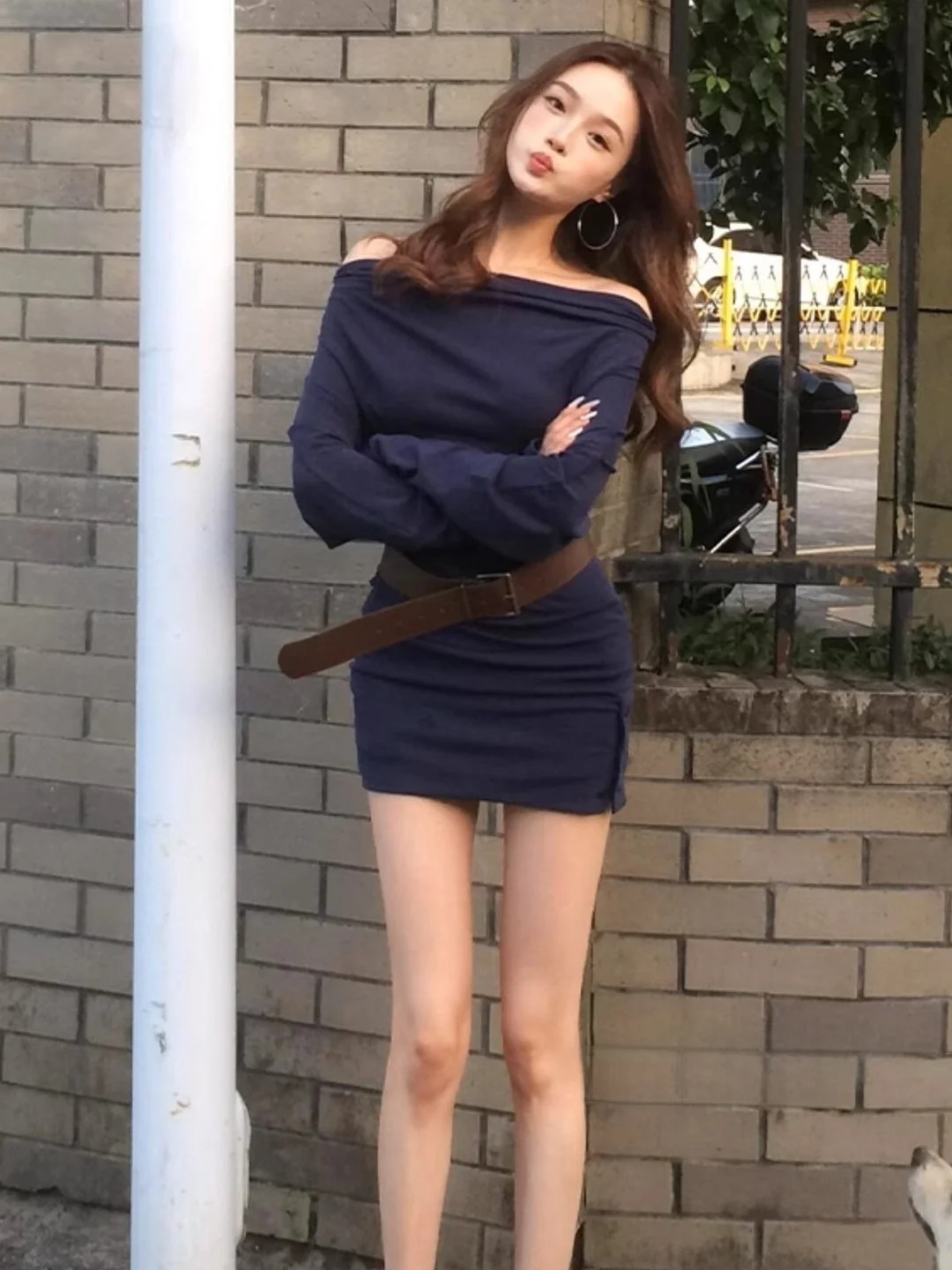 

Корейская трикотажная юбка Long Sve на одно плечо, женская зимняя новинка Pure Desire, утягивающая юбка с запахом