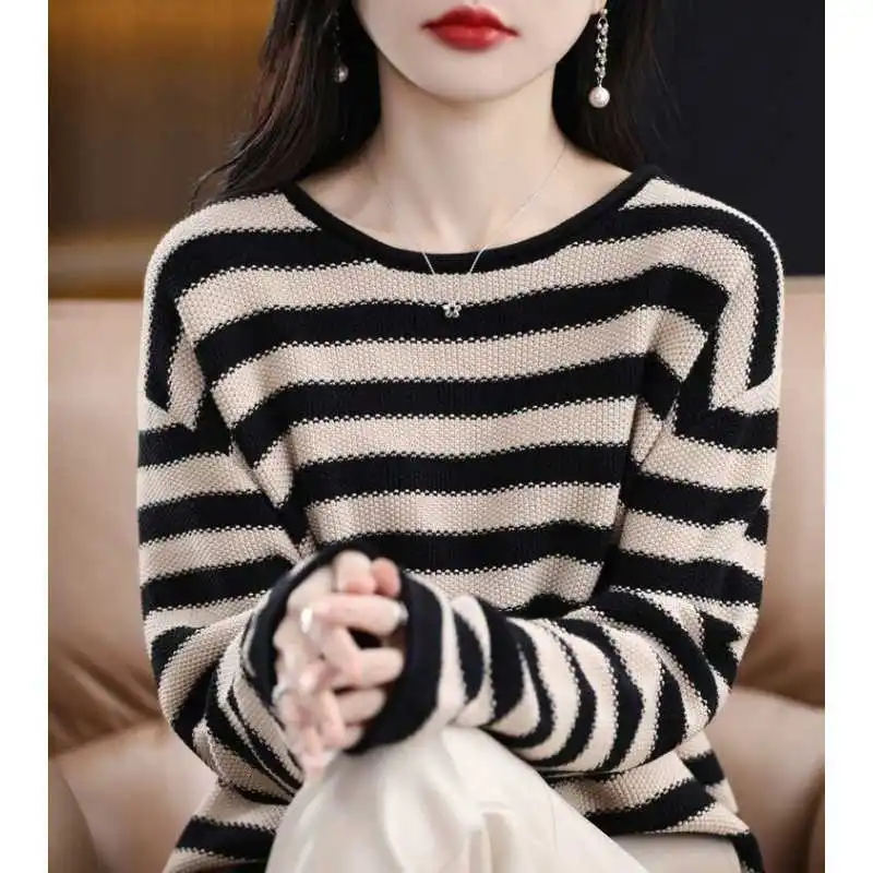 Autumn Winter New Fashion Round Neck Long Sleeve Striped Pullovers Women\'s Clothing Loose All-match Korean Sweaters Chic Tops